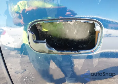 2002 Chevrolet Suburban K1500 from USA, damaged, VIN 1GNFK16Z82J281842